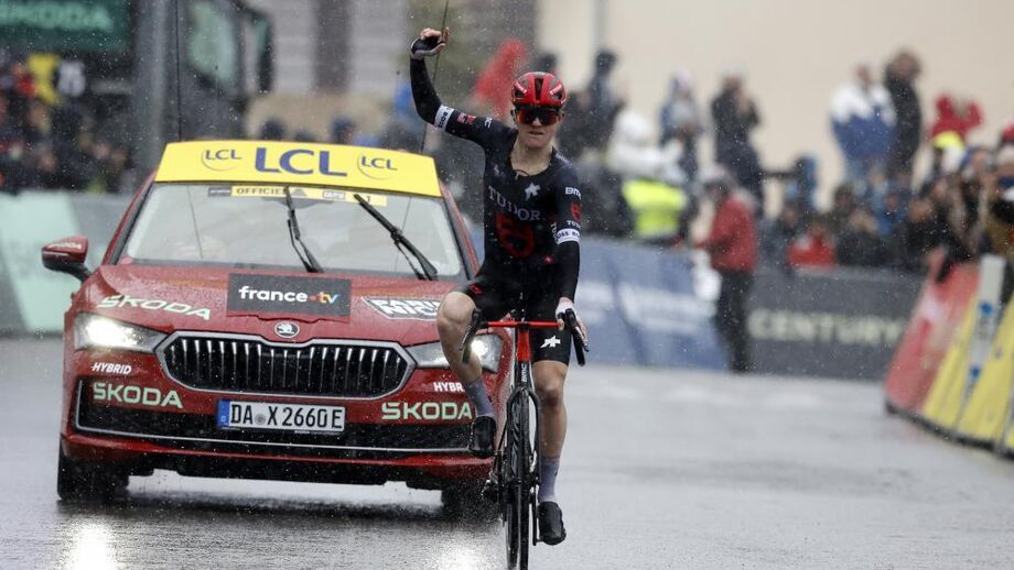 Michael Storer (Tudor) subiu ao quarto lugar