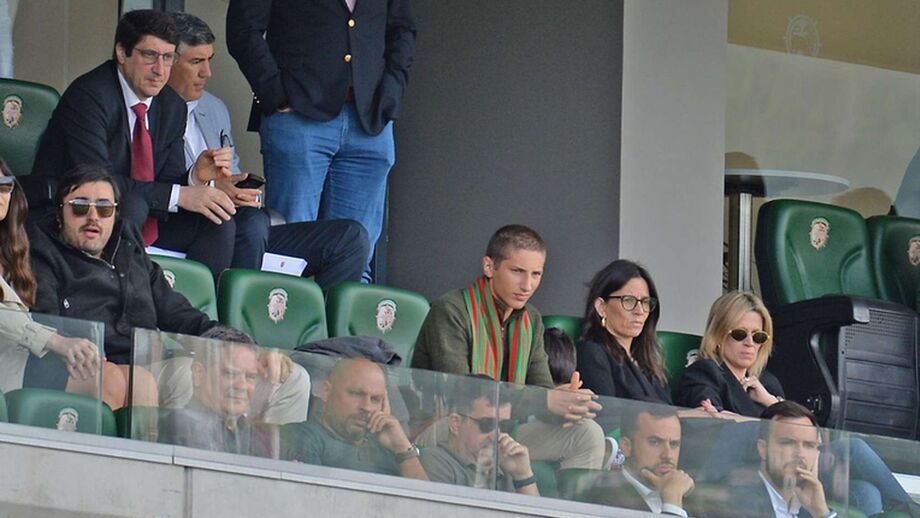 Investidores na tribuna