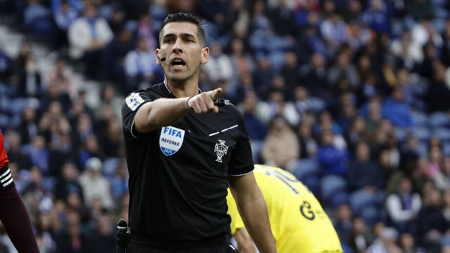 Fábio Veríssimo durante o FC Porto-AVS SAD