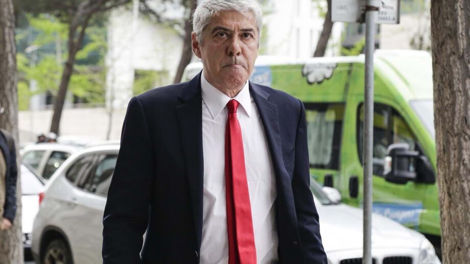 José Sócrates foi apanhado em 11 escutas telefónicas	