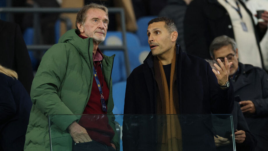 Jim Ratcliffe disse que Old Trafford está "atrasado em relação aos melhores estádios do mundo"