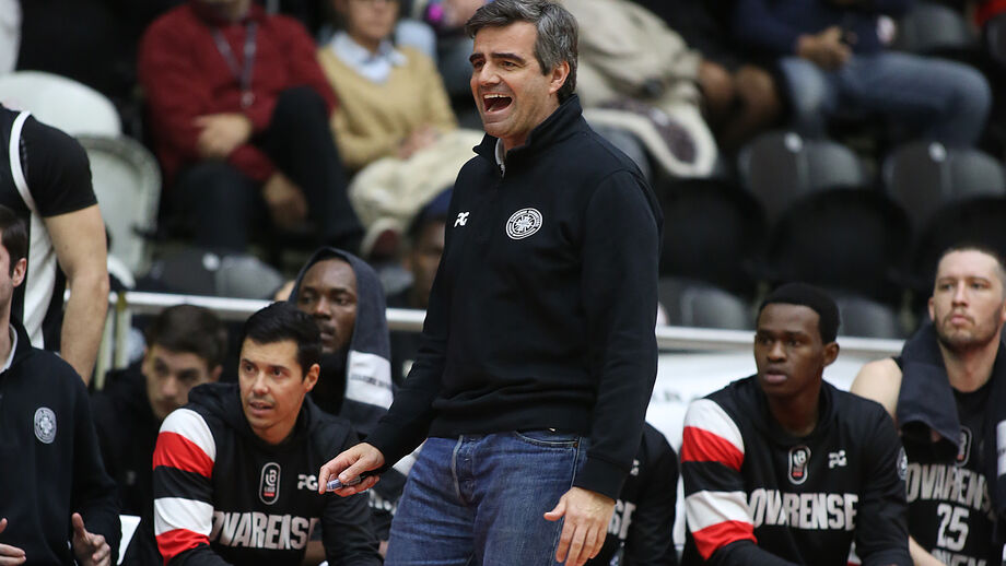 Ovarense celebra triunfo