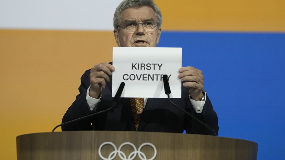 O momento do triunfo de Kirsty Coventry