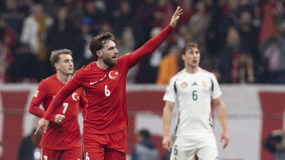 Kökçü ao serviço da seleção da Turquia