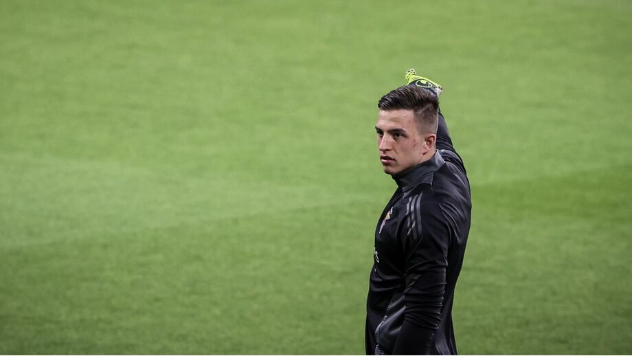 Trubin no treino do Benfica em Barcelona