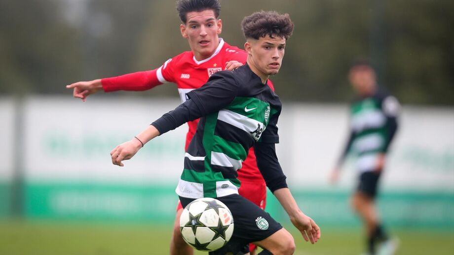 Flávio Gonçalves no econtro da Youth League, frente ao Estugarda