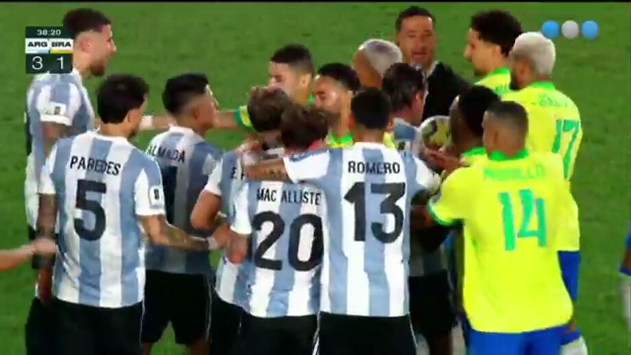 O clássico Argentina-Brasil foi quente dentro e fora do campo