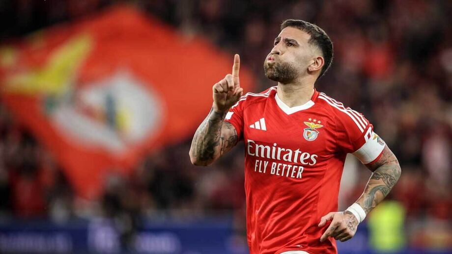 Otamendi reconhecido