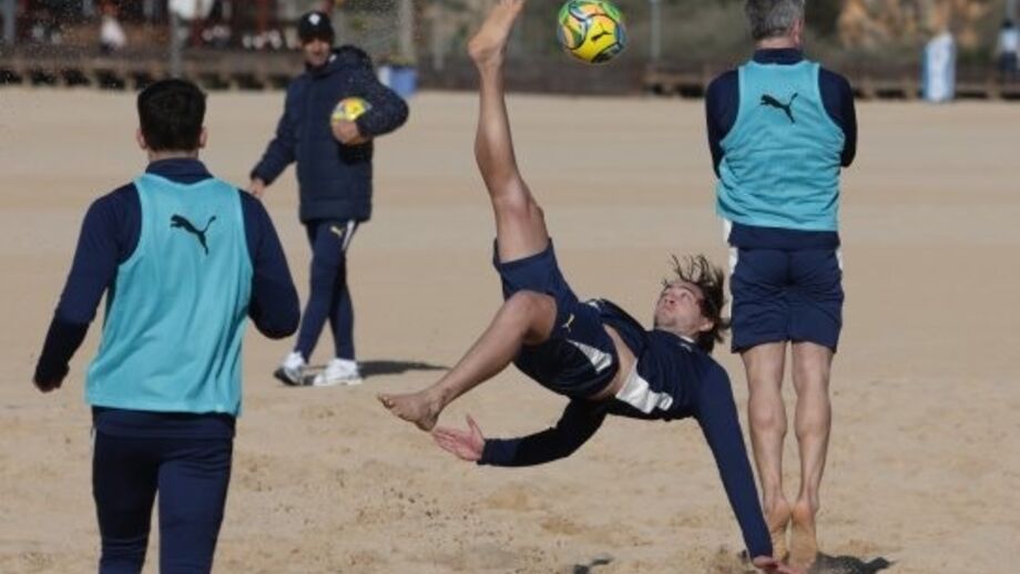 Bernardo Lopes em ação num treino da Seleção