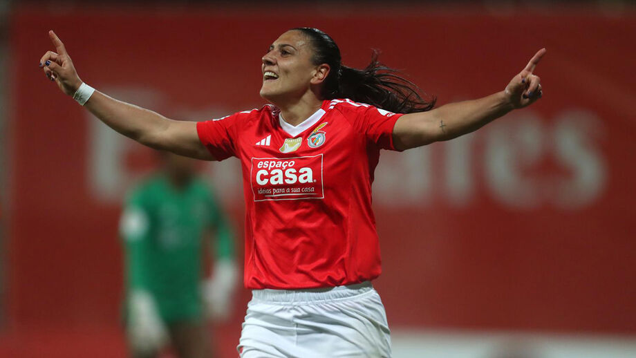 Cristina Martín-Prieto marcou mais dois golos