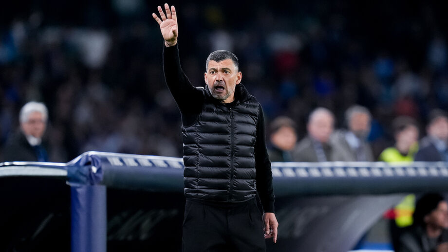 Técnico do Milan viveu uma jornada repleta de peripécias