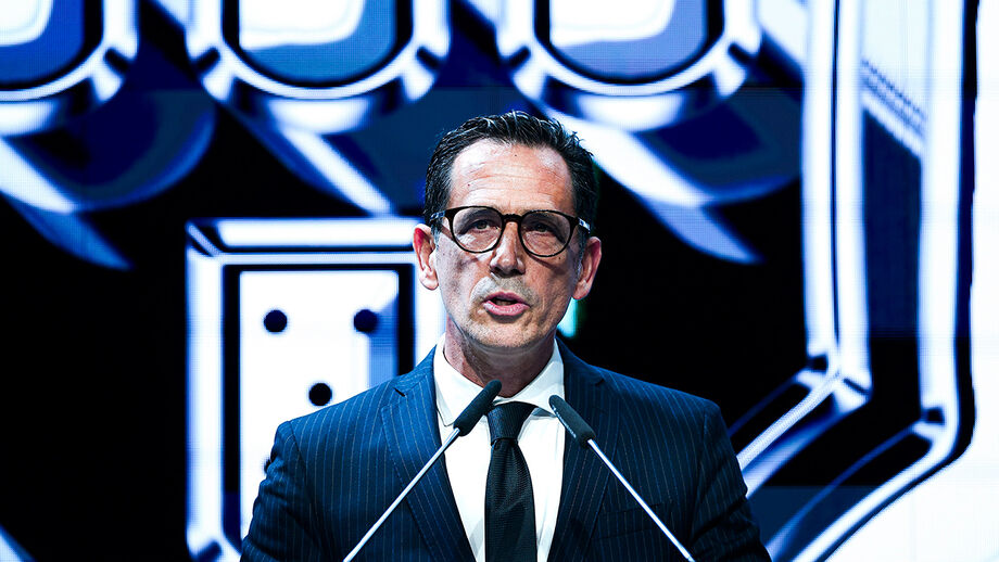 Pedro Proença discursa