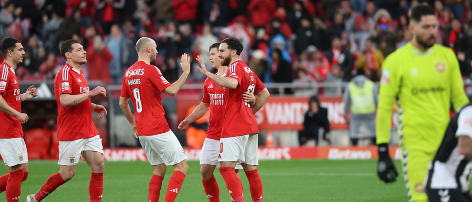 A crónica do Benfica-Nacional, 3-0: vitória segura da águia flexível