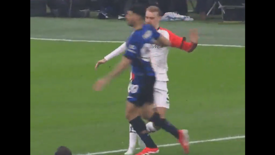 O lance do penálti conquistado por Taremi frente ao Feyenoord