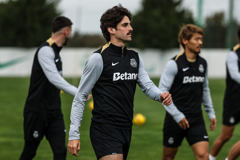 Sporting continua a preparar o jogo com o Famalicão