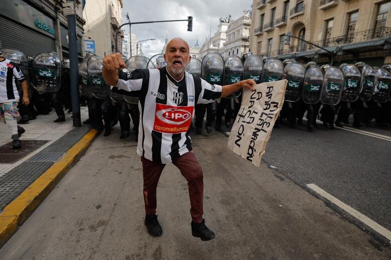 Protestos nas ruas de Buenos Aires
