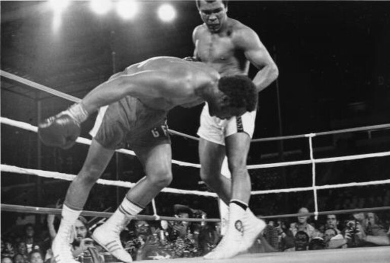 George Foreman num combate com Muhammad Ali