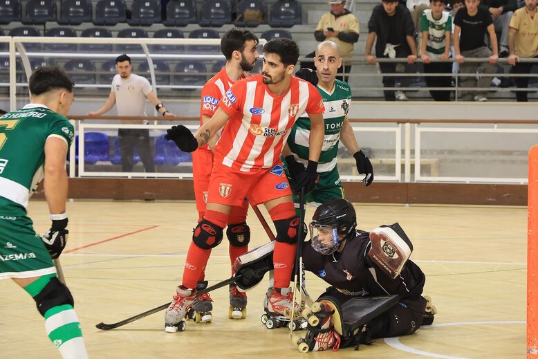Rodrigo Vieira (Murches) – O destaque da jornada na baliza vai para o jovem guarda-redes do Murches que brilhou em Tomar. Rodrigo Vieira, que na próxima temporada regressa ao Benfica, defendeu quatro livres diretos e um penálti no empate (2-2) frente ao Sp. Tomar, terminando o jogo com mais de 40 defesas. Foi decisivo para selar o 5.º ponto do Murches no campeonato.