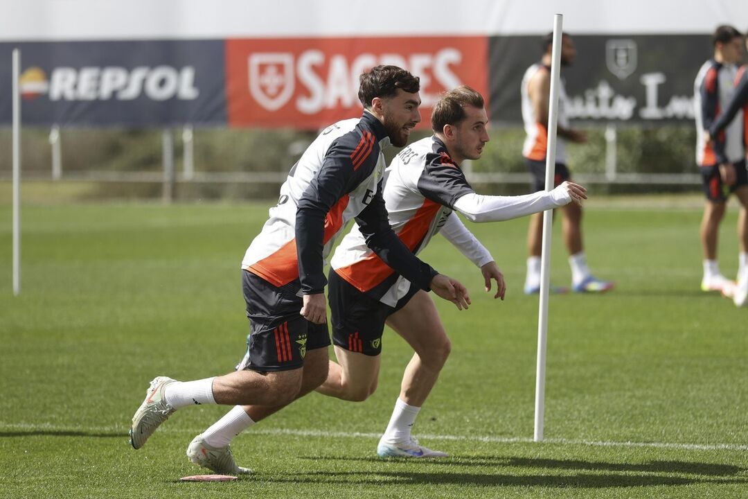 Kökçü e Aktürkoglu no treino