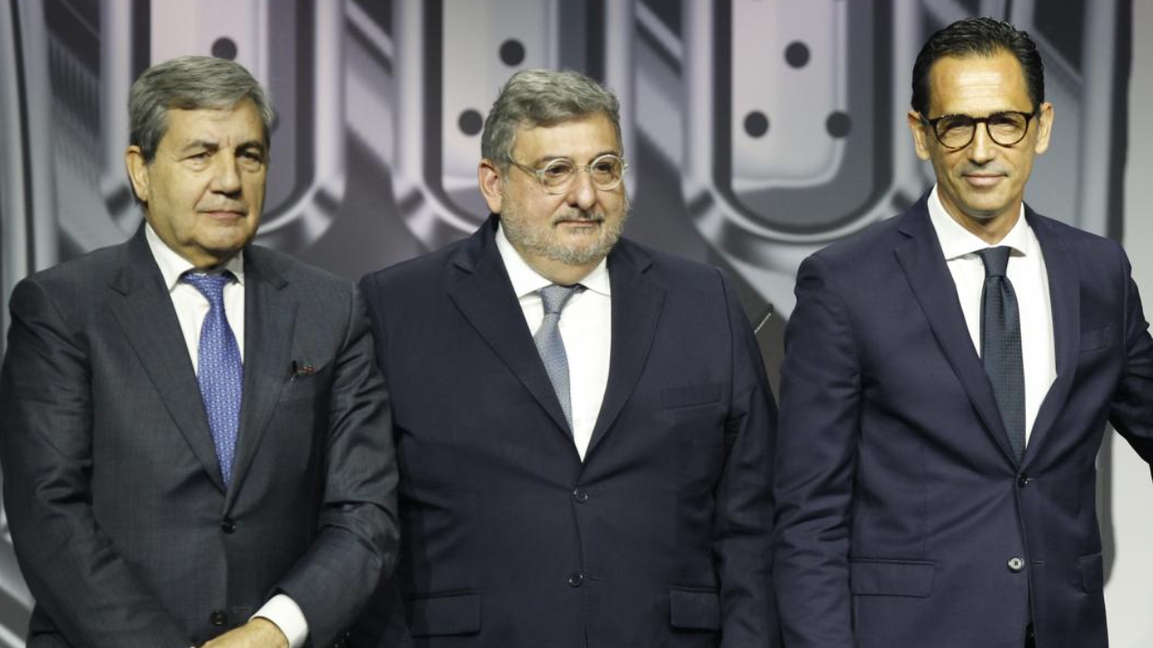 Fernando Gomes (à esquerda), Luís Campos Ferreira (ao centro) e Pedro Proença (à direita)