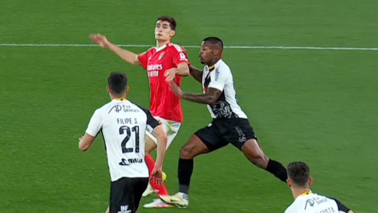 O lance entre António Silva e Pastor