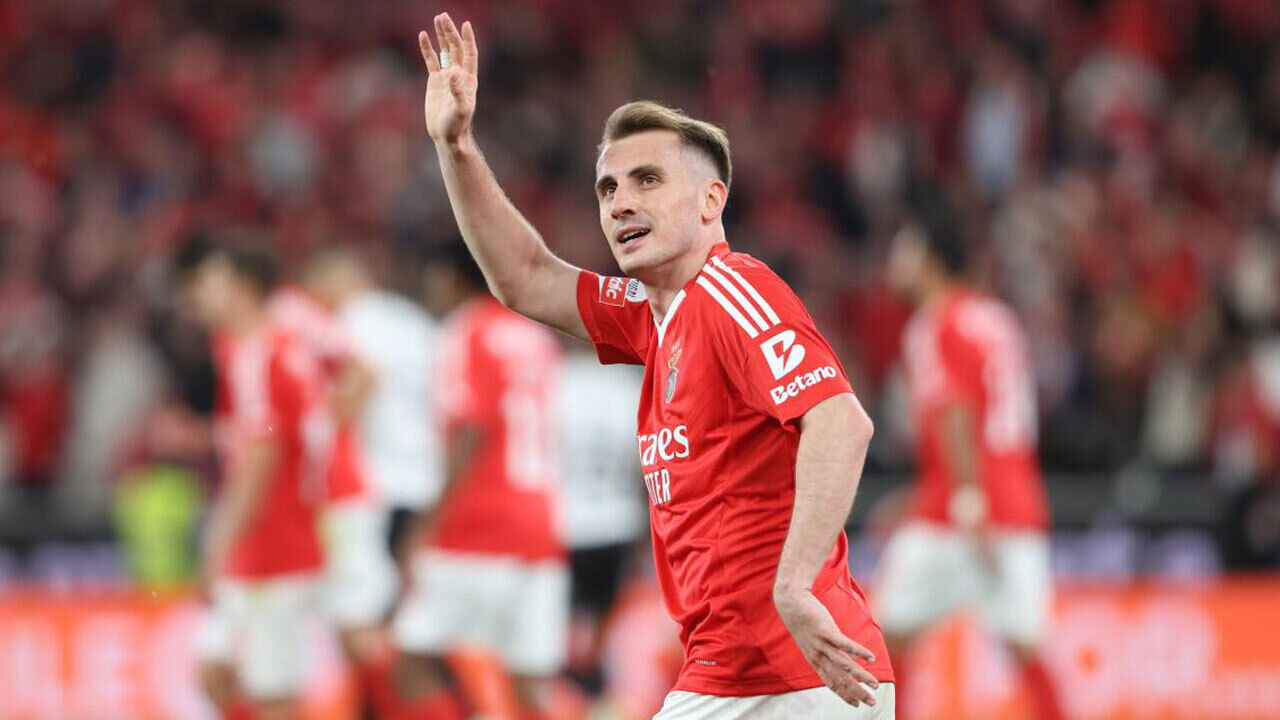 Aktürkoglu é trunfo de Bruno Lage