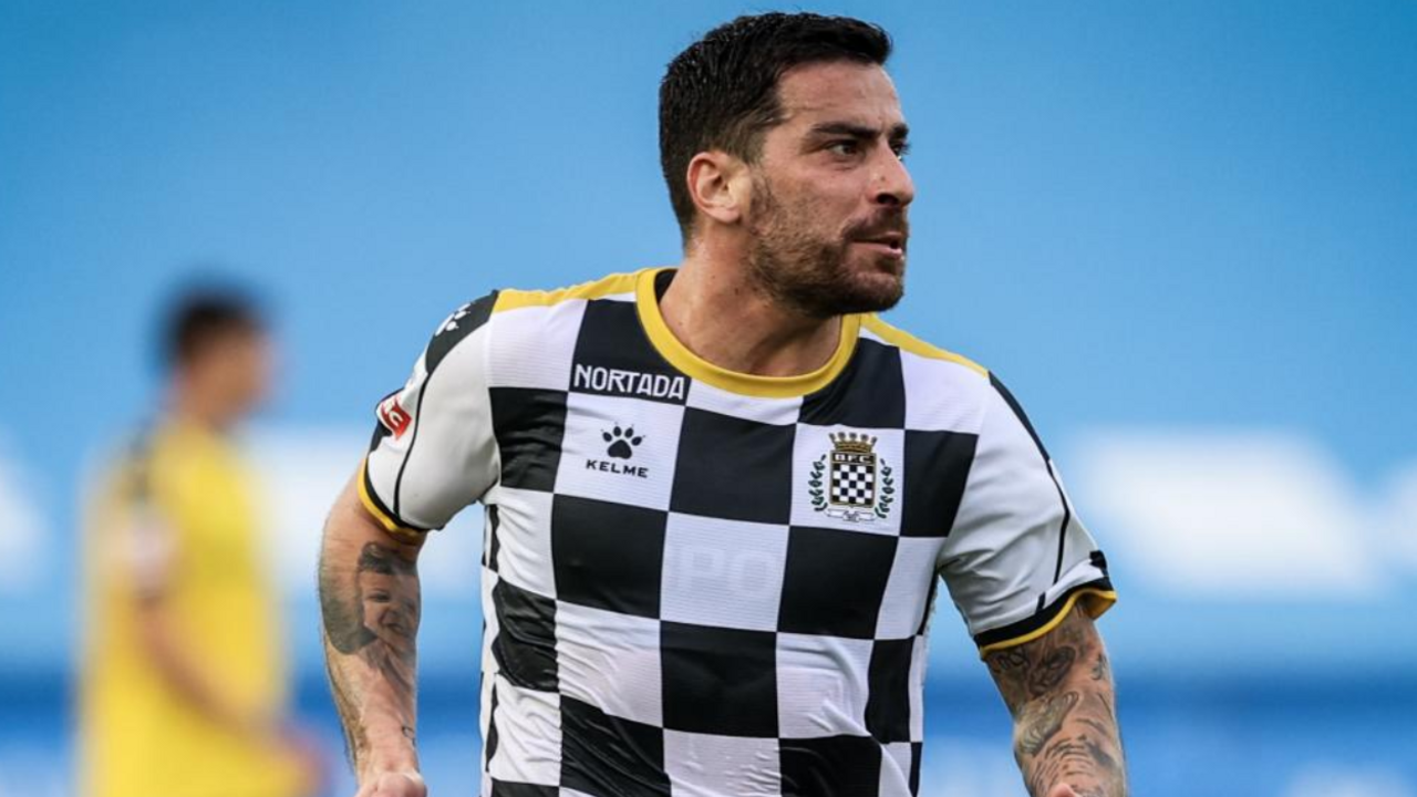 Salvador Agra ao serviço do Boavista