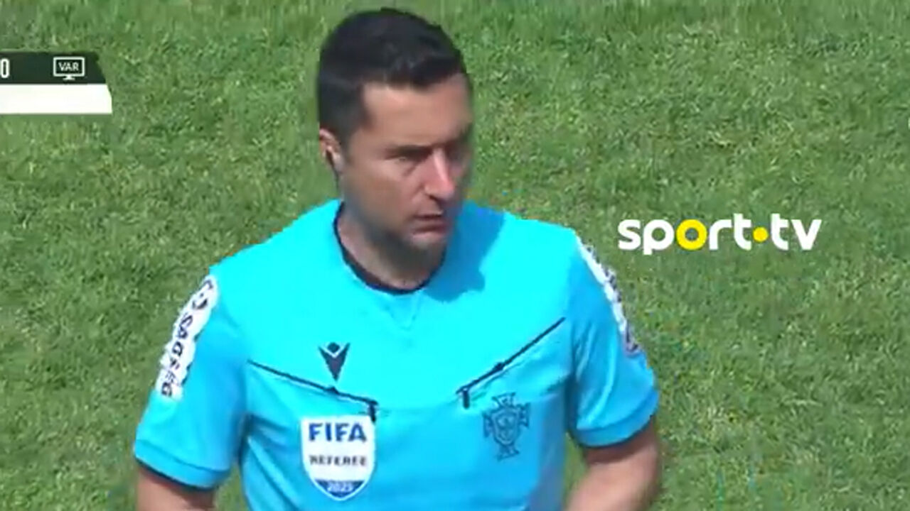 Tiago Martins comunica a decisão no Tondela-Feirense