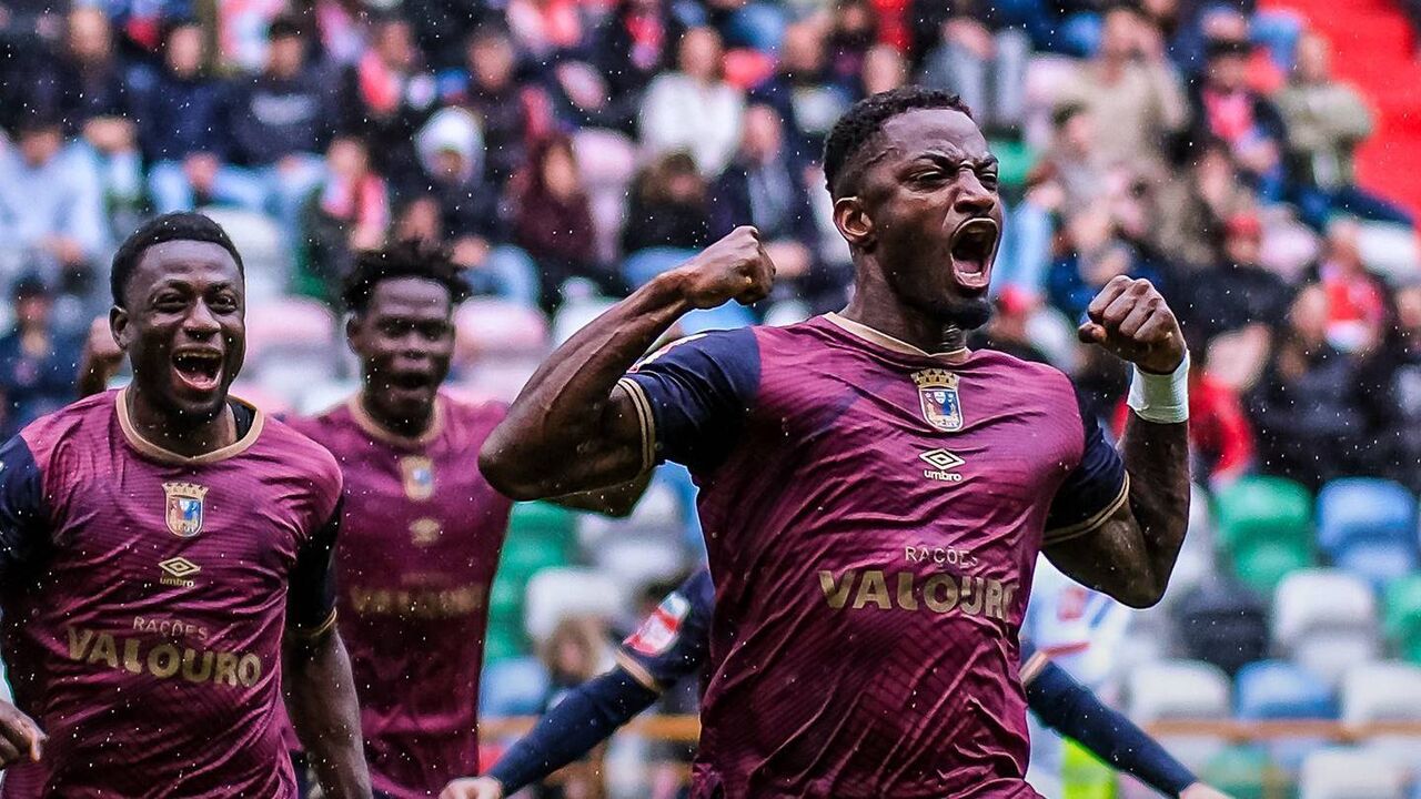 U. Leiria-Torreense, 1-3