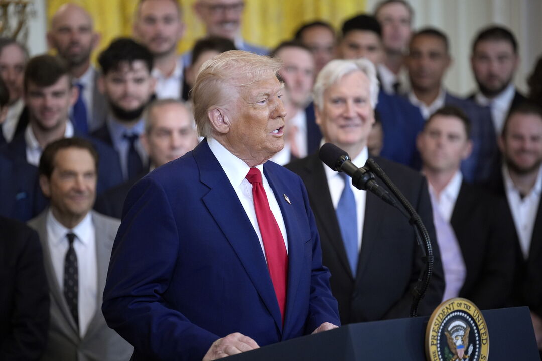 Donald Trump faz ameaças à China