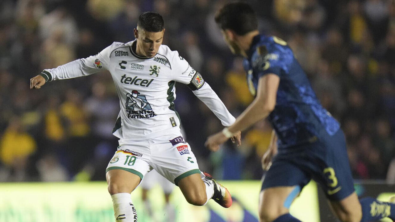 James Rodríguez em ação