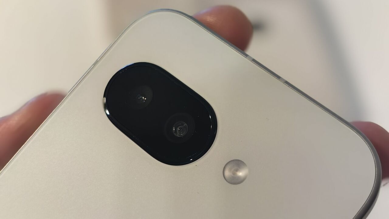 Pixel 9a tem câmara dupla, mas entrega boa qualidade de fotos