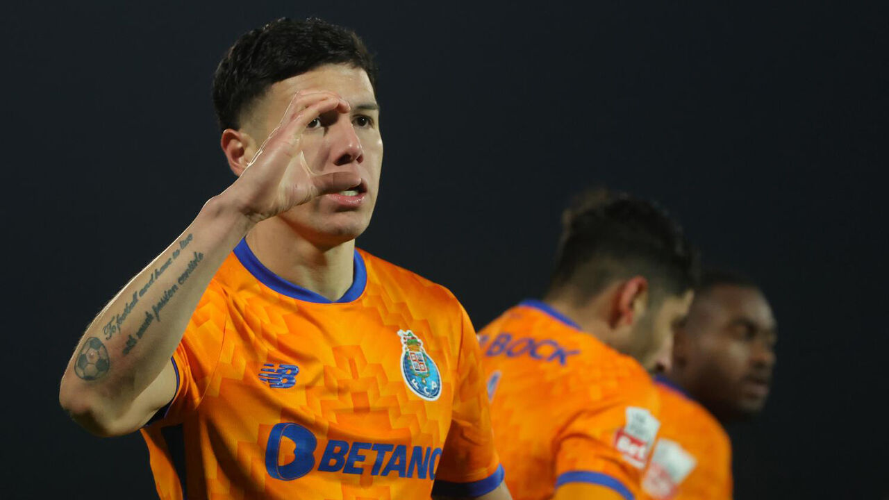 Nehuén Pérez cumpriu castigo frente ao Casa Pia