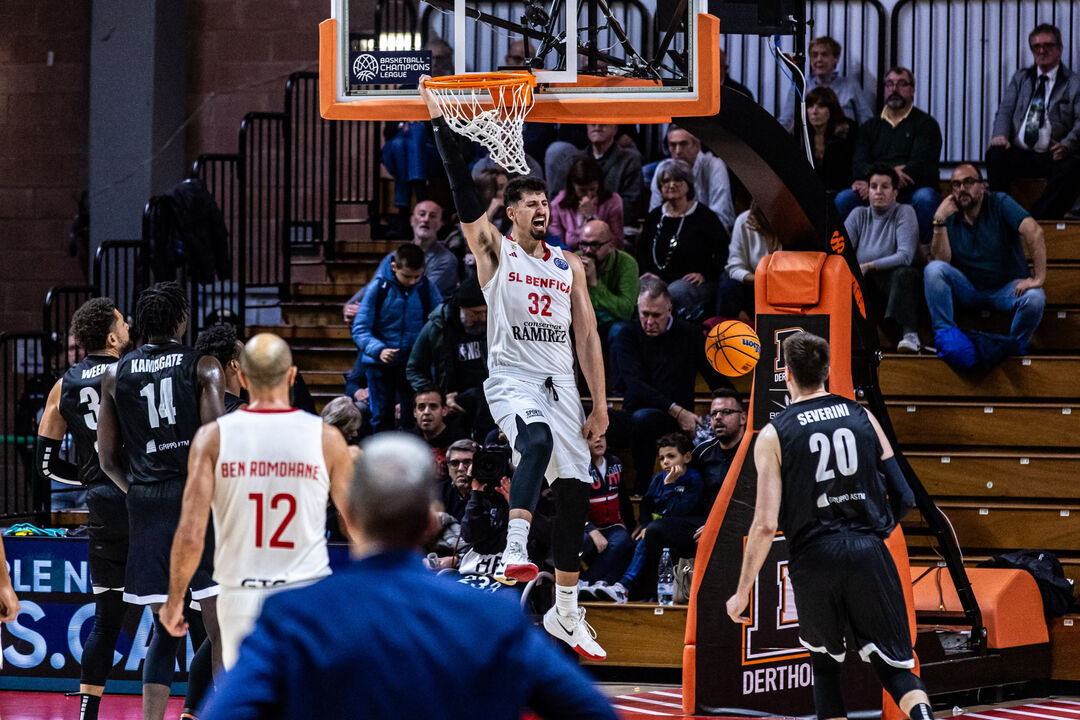 Nico Carvacho e a chegada ao Benfica: «O amor pelo futebol foi decisivo»