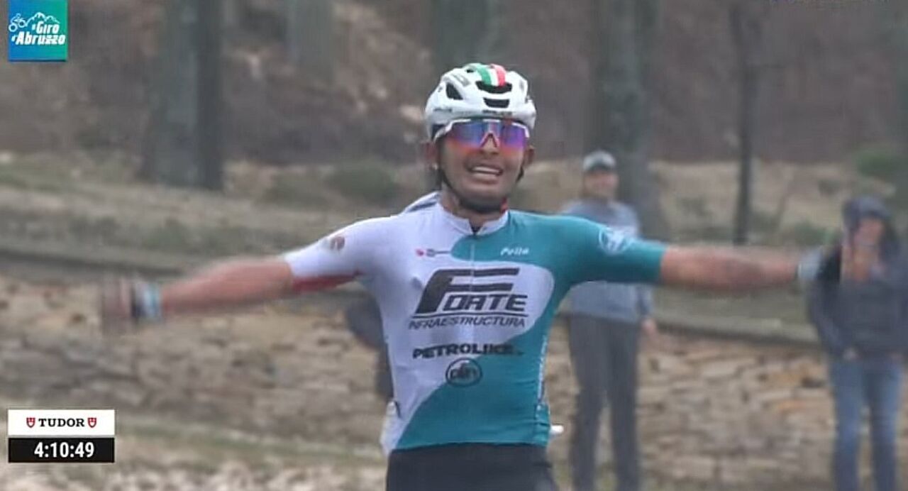 Callejas Santos vence etapa e Georg Zimmermann é o novo líder do Giro d'Abruzzo