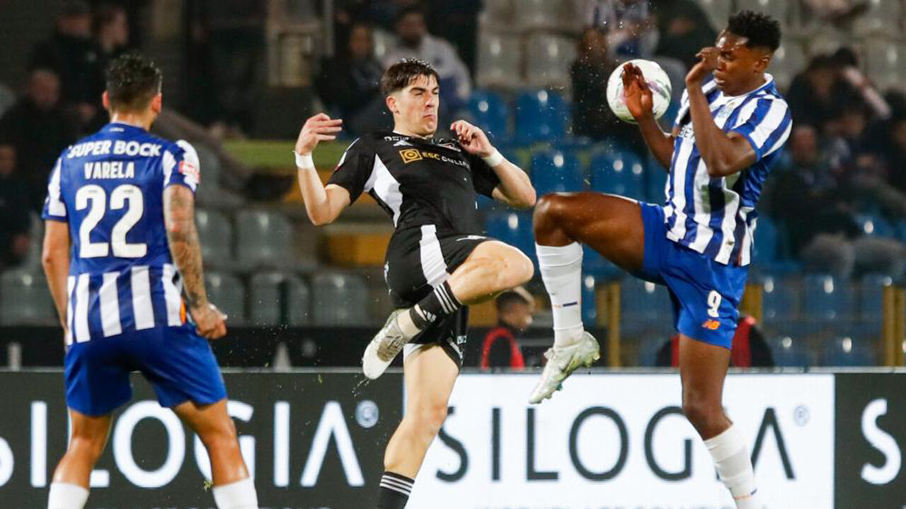 Foi suplente utilizado com o Casa Pia