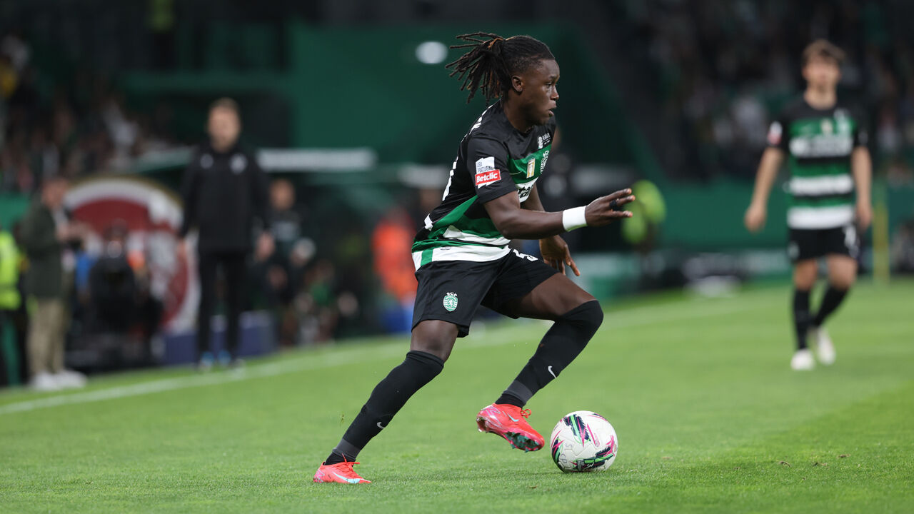 Geovany Quenda com a bola durante o Sporting-Moreirense