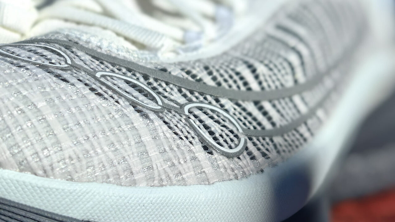 Upper é minimalista e muito respirável