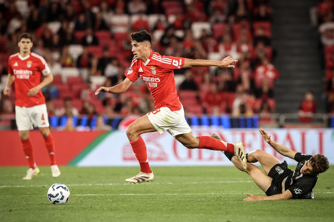João Veloso em ação frente ao Tirsense