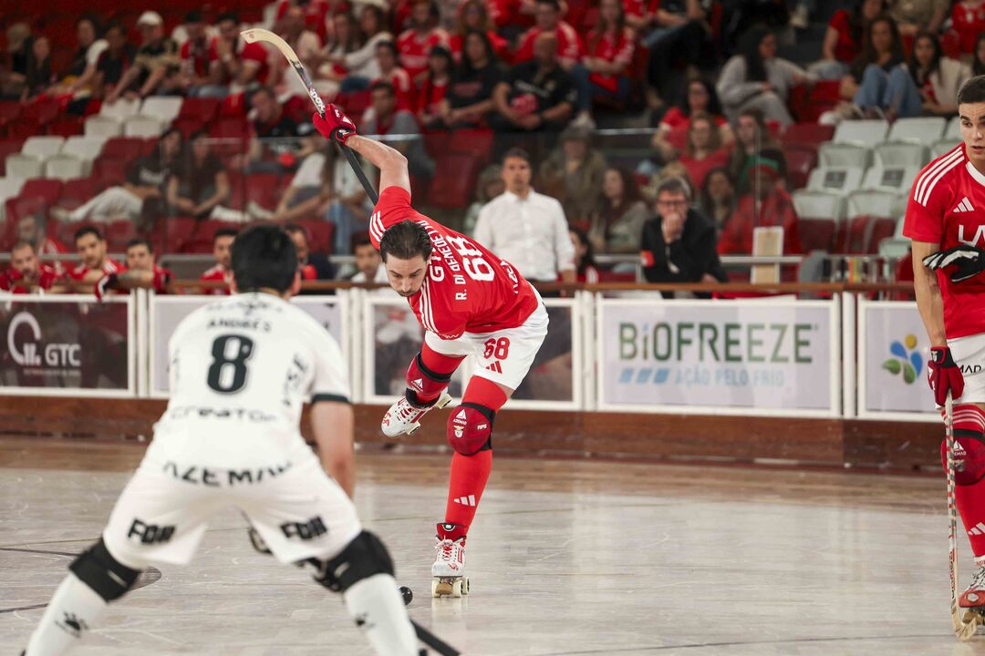 Benfica goleia Sanjoanense no Campeonato