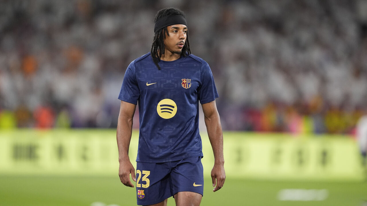 Jules Koundé tem sido um jogador-chave no Barcelona de Hansi Flick