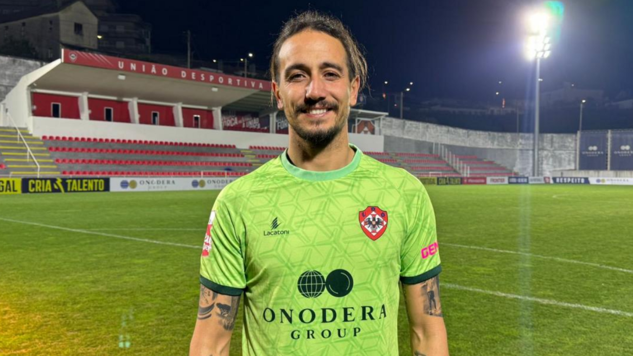Ricardo Ribeiro, guarda-redes da Oliveirense