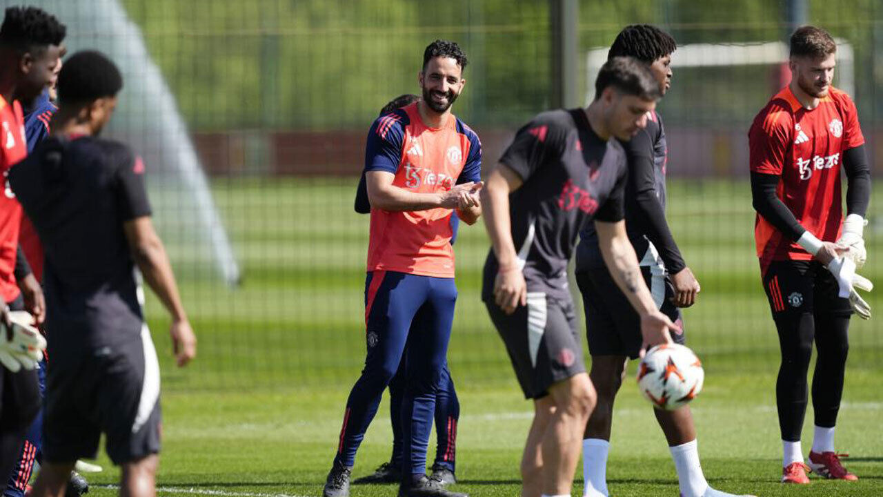 Ruben Amorim sorridente 