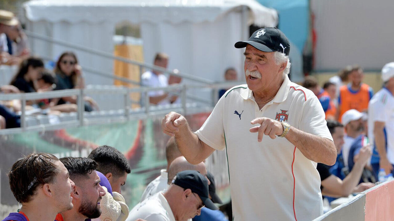 Mário Narciso, selecionador nacional de futebol de praia