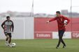Di María e Bruno Lage no treino