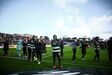 Jogadores do Sporting festejaram com os adeptos no Estádio São Miguel