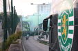 As imagens da apoteótica chegada do autocarro do Sporting a Alvalade para o jogo com o Moreirense