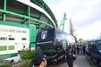 As imagens da apoteótica chegada do autocarro do Sporting a Alvalade para o jogo com o Moreirense