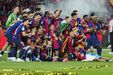 Os festejos do Barcelona após conquista da Taça do Rei, frente ao Real Madrid