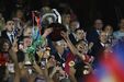 Os festejos do Barcelona após conquista da Taça do Rei, frente ao Real Madrid